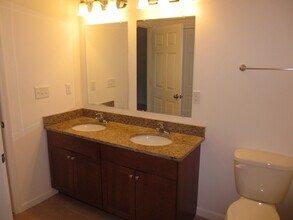 2 Blue Jay Cir, Unit 1332P2 in Wakefield, MA - Building Photo - Building Photo