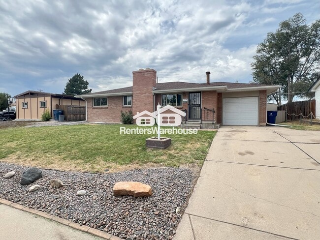 property at 7759 Elmwood Ln