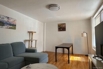 137-40 45th Ave in Queens, NY - Building Photo - Building Photo