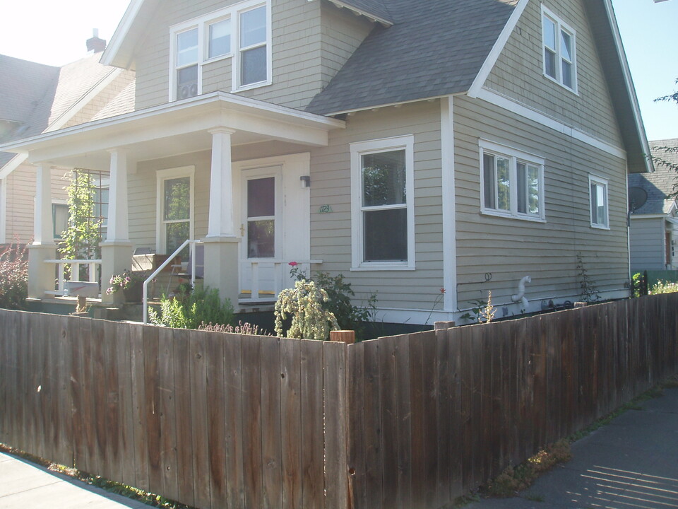 1723 W College Ave, Unit #2 in Spokane, WA - Building Photo