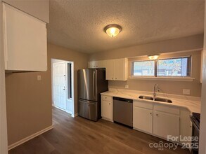 11537 Turn Stone Ct in Charlotte, NC - Building Photo - Building Photo