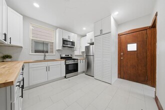 4735 N Kilbourn Ave in Chicago, IL - Building Photo - Building Photo