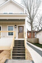 207 S Calhoun St in Greenville, SC - Building Photo - Building Photo