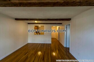 1799 Centre St in Boston, MA - Foto de edificio - Building Photo