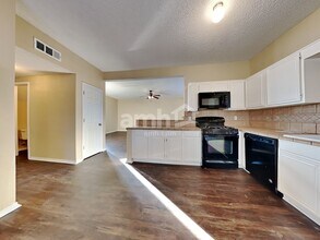 2101 Flamingo Dr in Flower Mound, TX - Building Photo - Building Photo