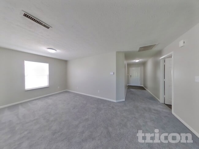 2944 Mozart Way in Indianapolis, IN - Foto de edificio - Building Photo