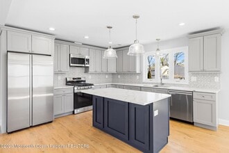 64 Atlantic Ave in Middletown, NJ - Building Photo - Building Photo