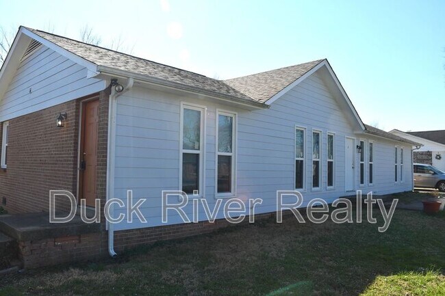 213 Hunter Dr in Columbia, TN - Building Photo - Building Photo
