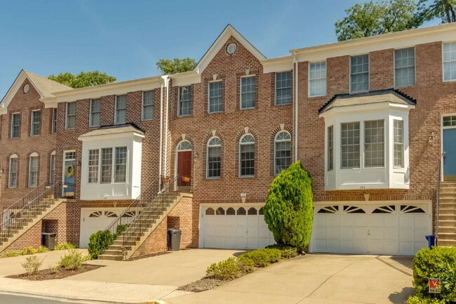 122 Shepherdson Ln NE in Vienna, VA - Building Photo - Building Photo