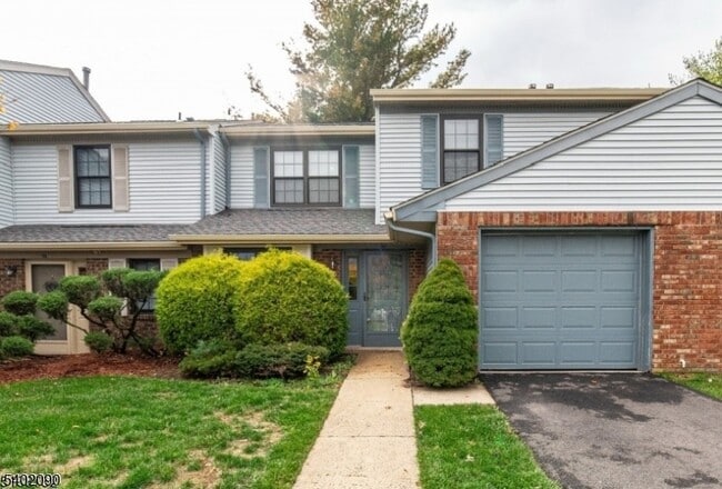 property at 76 Stanwick Ct