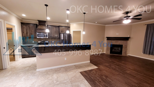 424 Kristy Dr in Edmond, OK - Building Photo - Building Photo