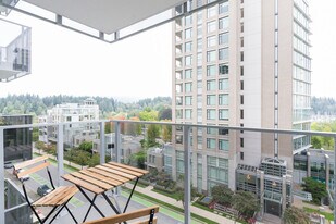 1920 Alberni St in Vancouver, BC - Building Photo