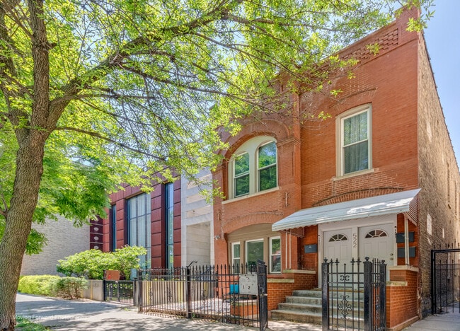 property at 522 N Armour St