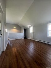 10 Mulberry Ln in Milton, NY - Building Photo - Building Photo