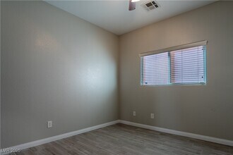 9036 Candyland Ave in Las Vegas, NV - Building Photo - Building Photo