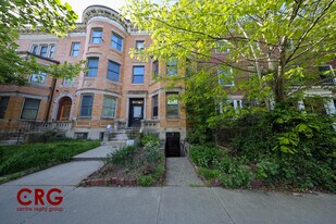 1728 Beacon St in Brookline, MA - Building Photo