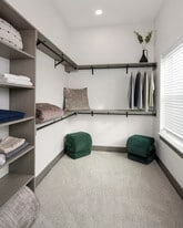 Aria Apartments in Olathe, KS - Building Photo