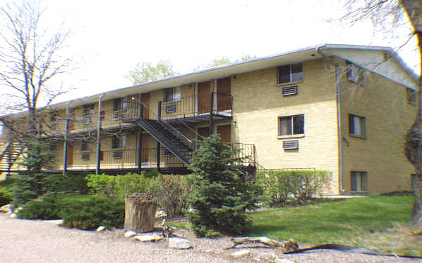 Mountain View Apartments in Arvada, CO - Foto de edificio