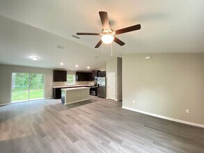 1853 W Water Lily Dr in Citrus Springs, FL - Building Photo - Building Photo