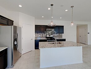 6869 E Via Arroyo Largo in Tucson, AZ - Building Photo - Building Photo