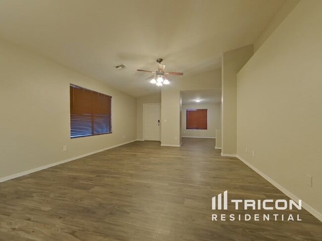 25862 W Whyman St in Buckeye, AZ - Building Photo - Building Photo