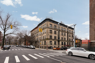 702-704 Eighth Ave in Brooklyn, NY - Foto de edificio - Building Photo