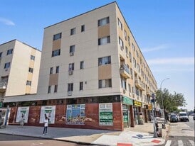 150-51 Northern Blvd in Queens, NY - Building Photo