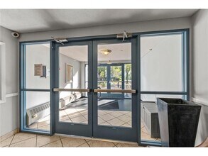 4400 Upton Ave S in Minneapolis, MN - Building Photo - Building Photo
