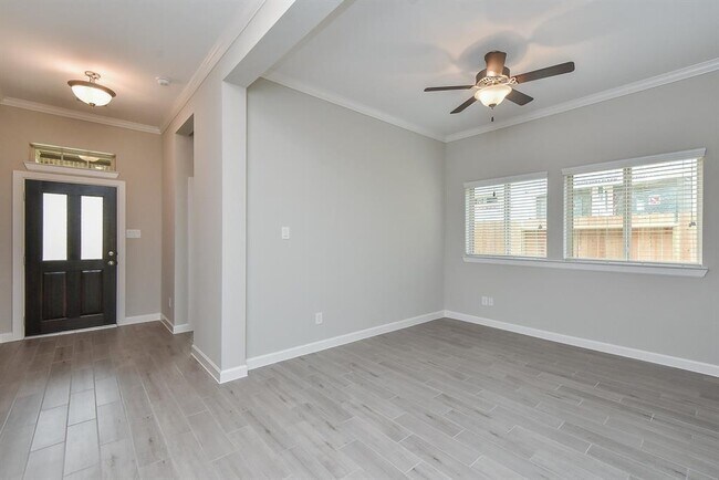 11107 Bluewater Lagoon Cir in Cypress, TX - Building Photo - Building Photo