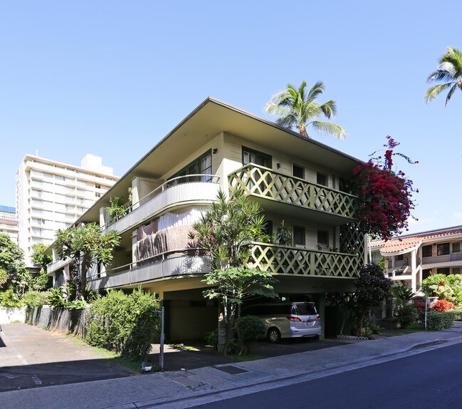246 Kaiulani Ave in Honolulu, HI - Building Photo - Building Photo