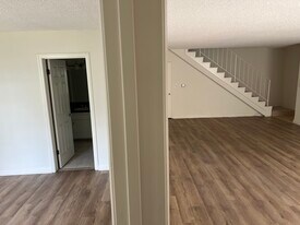 Val D'Or Apartments in Los Angeles, CA - Building Photo