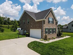 9704 Capstone Ct in Brentwood, TN - Building Photo - Building Photo
