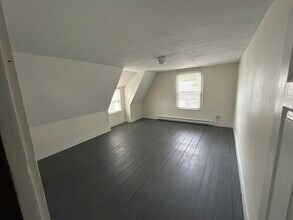 27 Albion St, Unit R in Somerville, MA - Building Photo - Building Photo