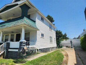2821 E 122nd St in Cleveland, OH - Building Photo - Building Photo