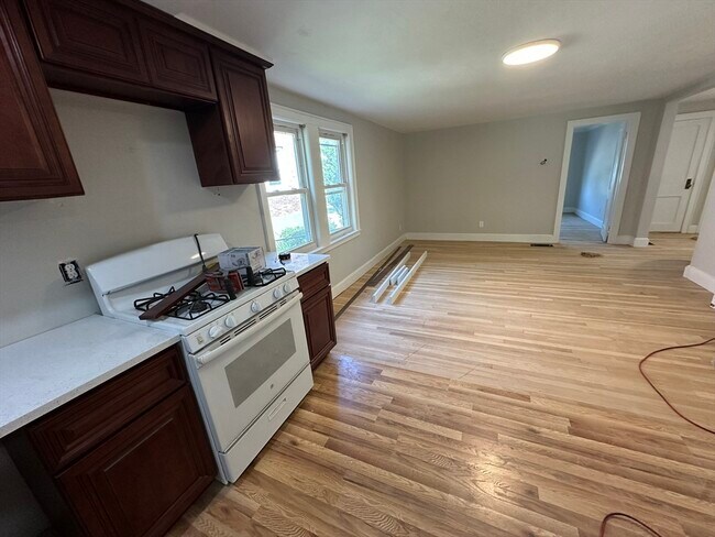 25 Kirkwood Rd in Boston, MA - Building Photo - Building Photo