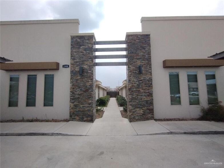 1508 Coyote Hls, Unit 1 in Edinburg, TX - Building Photo