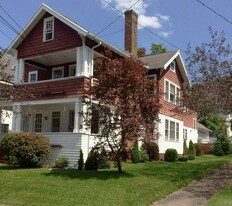 1937 Storrs Ave, Unit first floor in Utica, NY - Building Photo