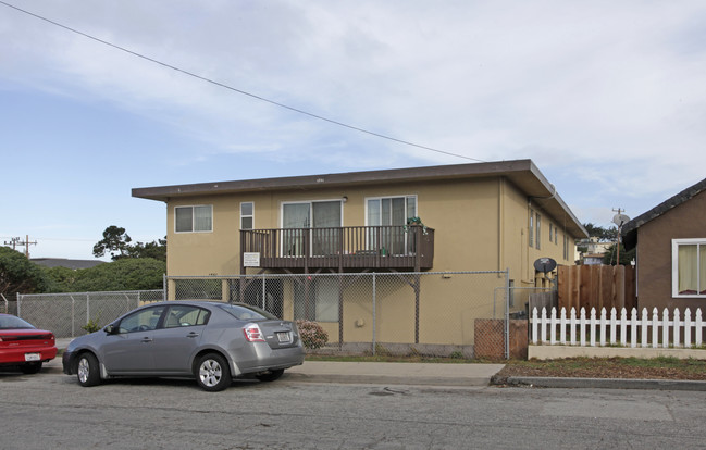 1251 Playa Ave in Seaside, CA - Building Photo - Building Photo