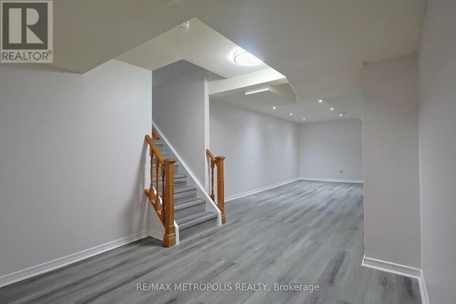 property at 104 Sail Crescent