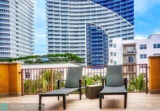 3035 Riomar St in Fort Lauderdale, FL - Building Photo - Building Photo