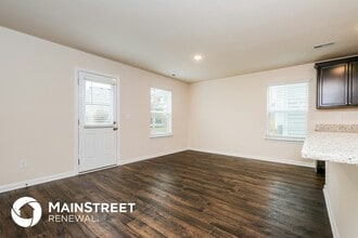 126 Westcott St in La Vergne, TN - Building Photo - Building Photo
