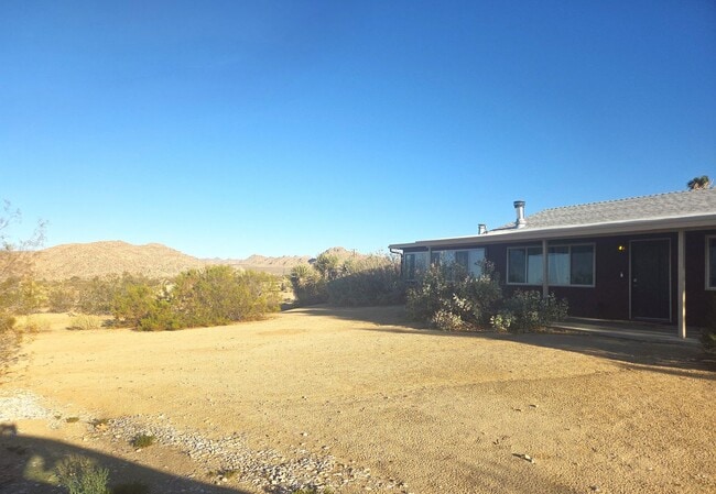 61381 Alta Mura Dr in Joshua Tree, CA - Building Photo - Building Photo