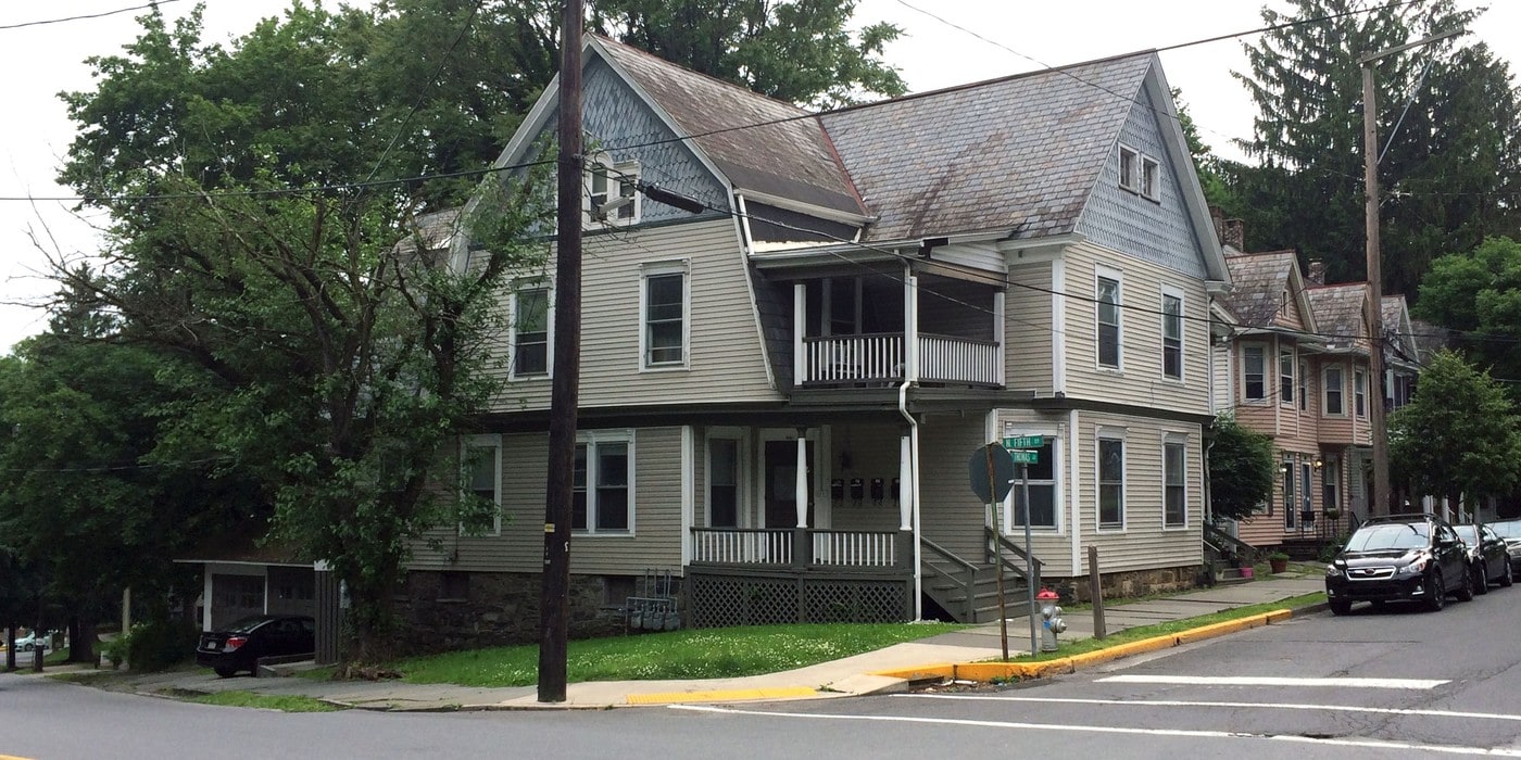 501 Thomas St in Stroudsburg, PA - Foto de edificio