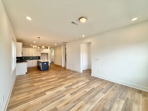 885 Central Pk Dr in Raleigh, NC - Building Photo - Building Photo