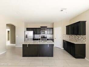 1040 Earthstar Pl in El Paso, TX - Building Photo - Building Photo