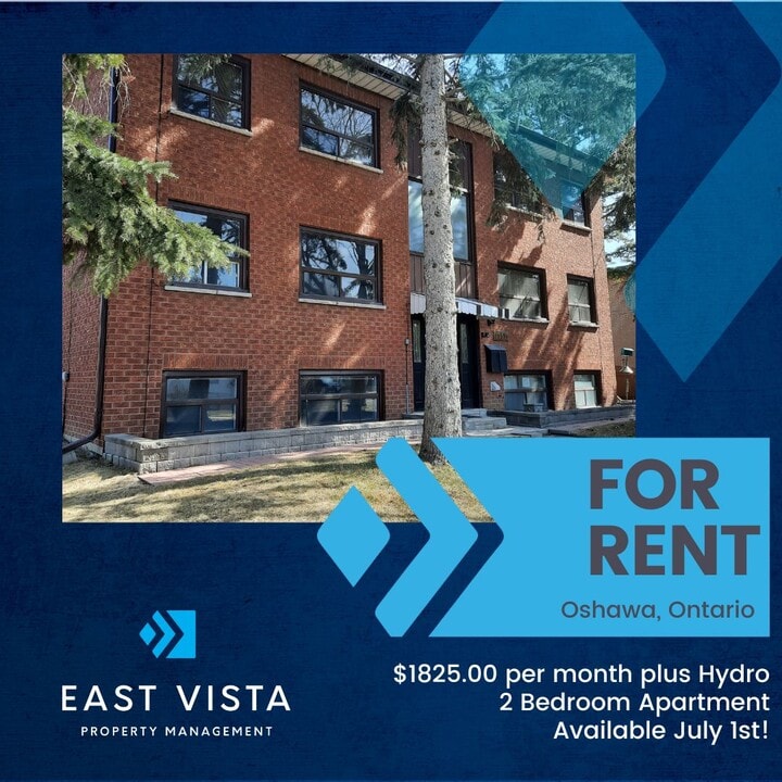 1033 Ravine Rd in Oshawa, ON - Building Photo