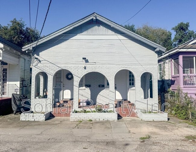 property at 2114 Painters St