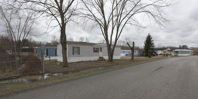 Greentree Mobile Home Park in Ashland, KY - Building Photo - Building Photo