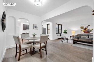 3000 Valentine Ave in Bronx, NY - Foto de edificio - Building Photo