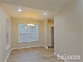 140 Diamond Dr in Mooresville, NC - Building Photo - Building Photo